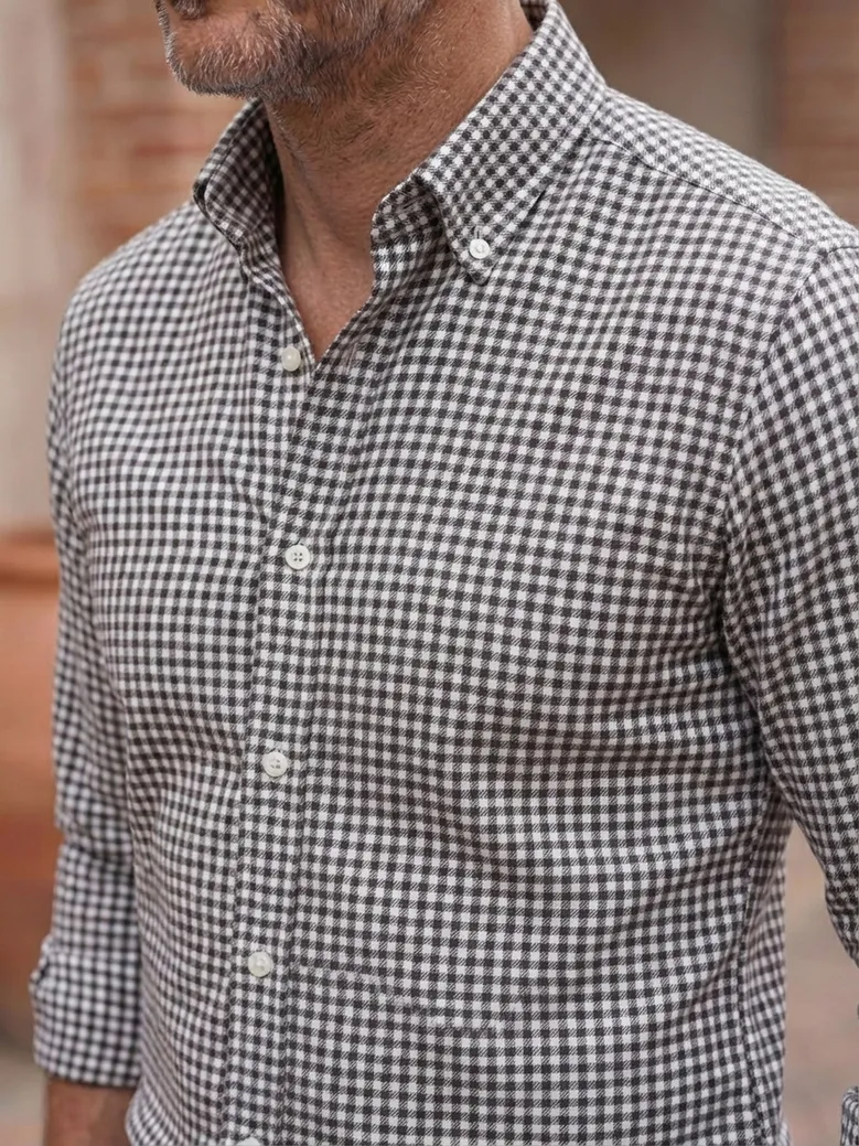 Camisa de popelina blanca lisa de fácil planchado