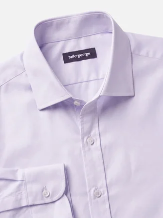 Camisa de sarga lisa morada de fácil planchado