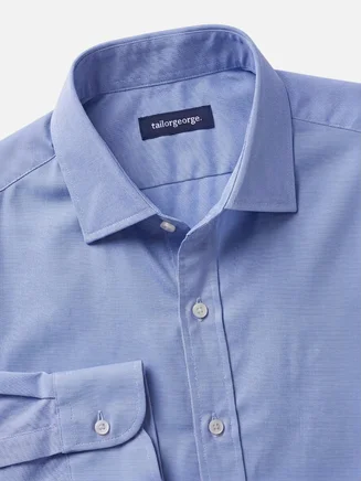 Camisa de sarga lisa de color azul brillante
