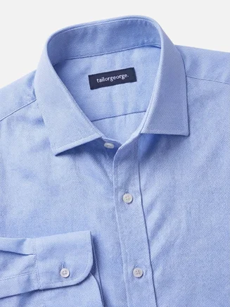 Camisa dobby azul cielo lisa de fácil planchado
