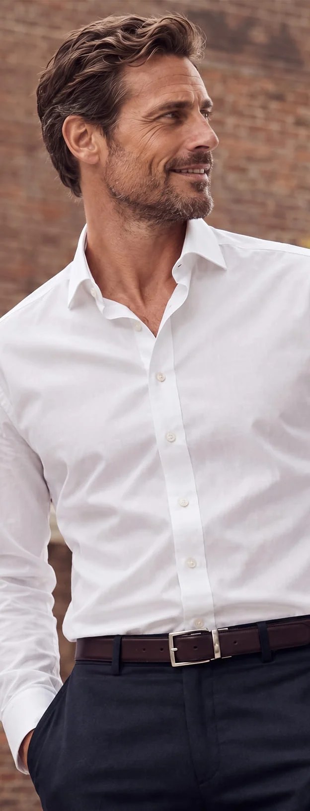 Camisa de popelina blanca lisa de fácil planchado